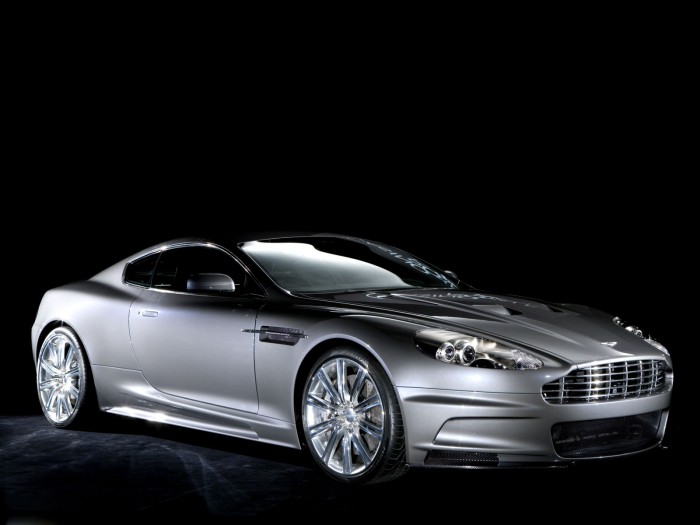 2007_aston_martin_dbs_02_m.jpg