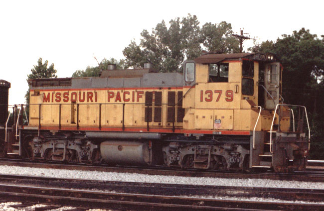 MP1379.jpg