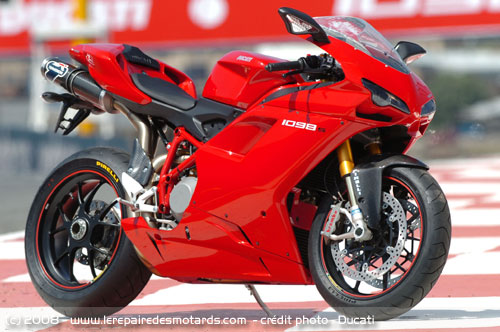 ducati-1098-award.jpg