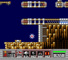 100608-turrican-turbografx-16-screenshot-using-a-special-attack.png