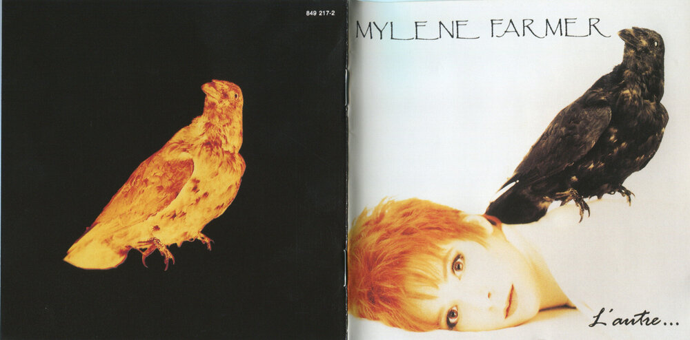 mylene-farmer-album-l-autre-livret-001.thumb.jpg.f8e4ea1dbf1bf1a6ea03f991d80068a4.jpg